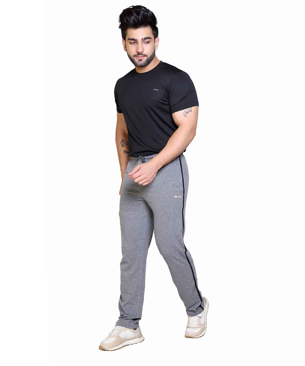Men's Cotton Blend Classic Look Bottom Wear with One Zipper Pocket