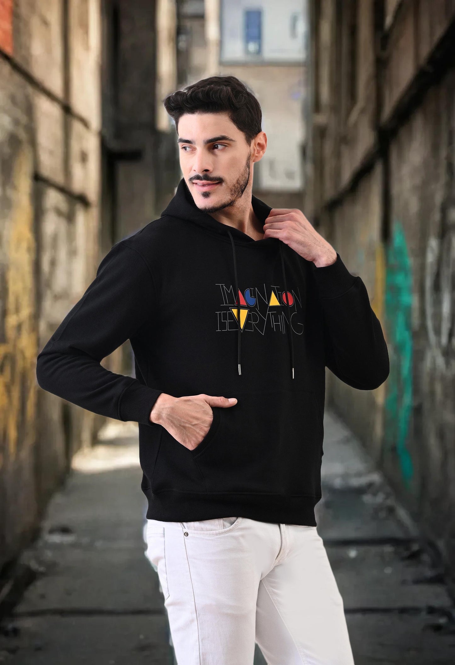 Men's Relaxed Fit Hooded Fleece Sweatshirt