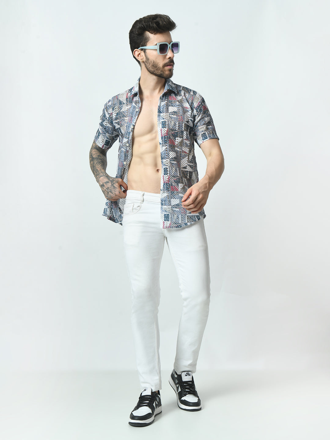 Men Slim Fit Opaque Printed Party Shirt